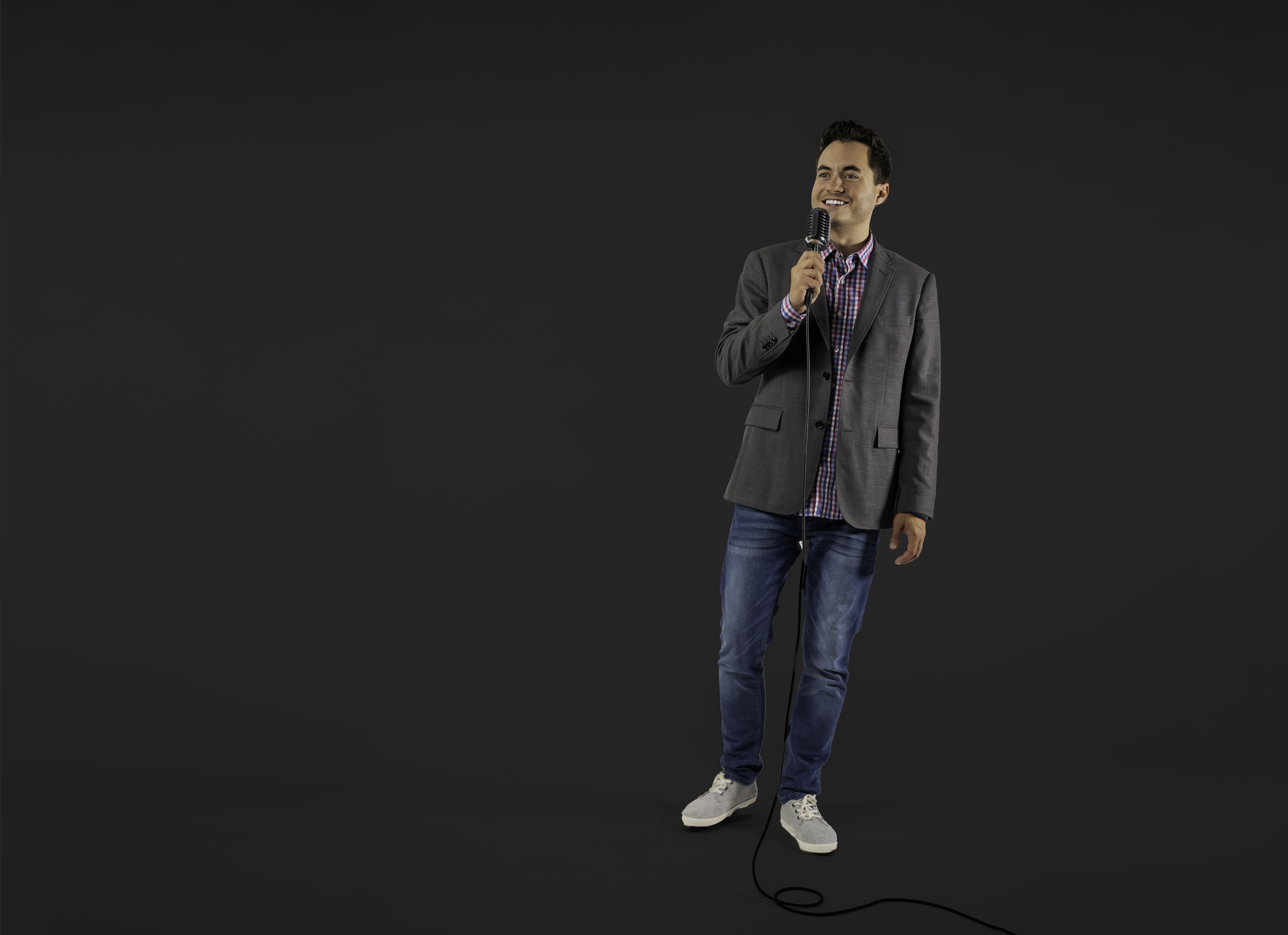 Ryan Vet speaking on stage